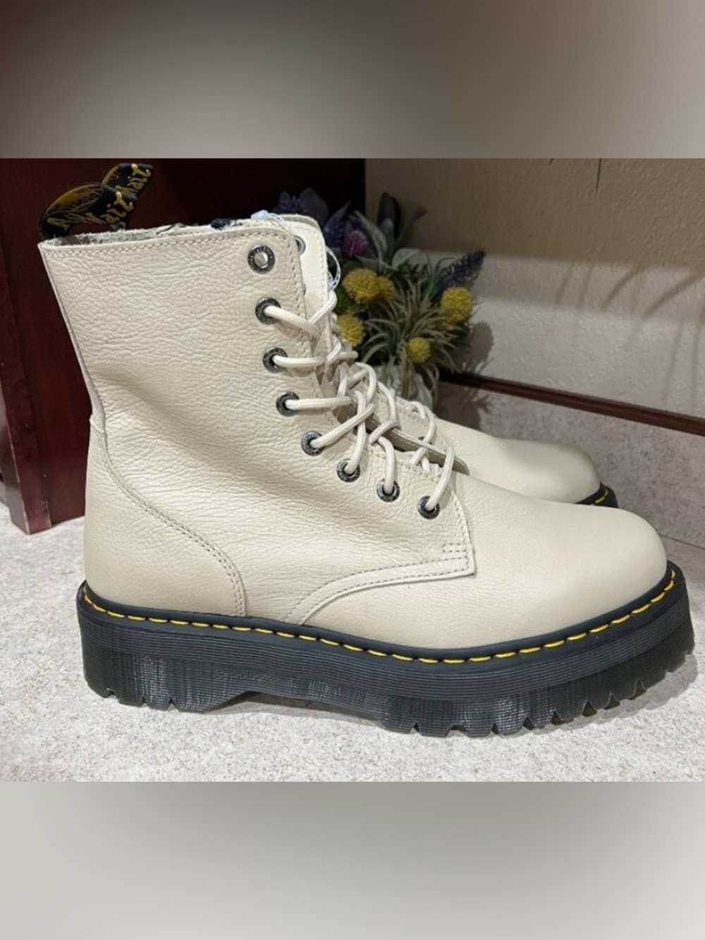 Dr. Martens Mens Size 14 Beige Platform Combat Boots With Side Zipper & Yellow S